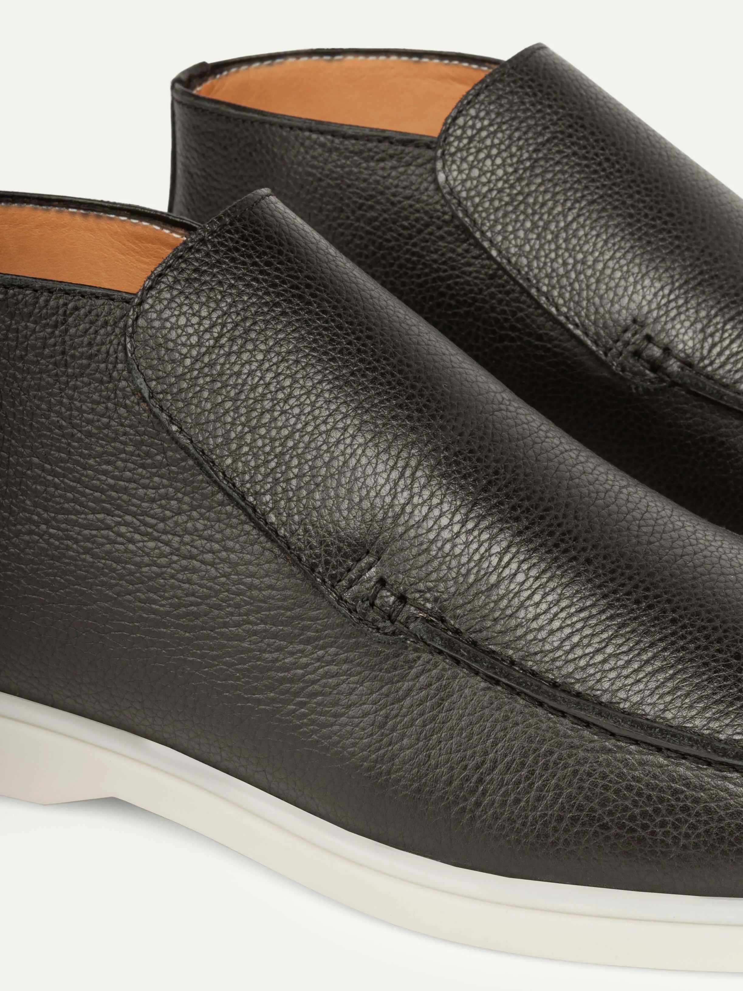 Black Grain City Loafer