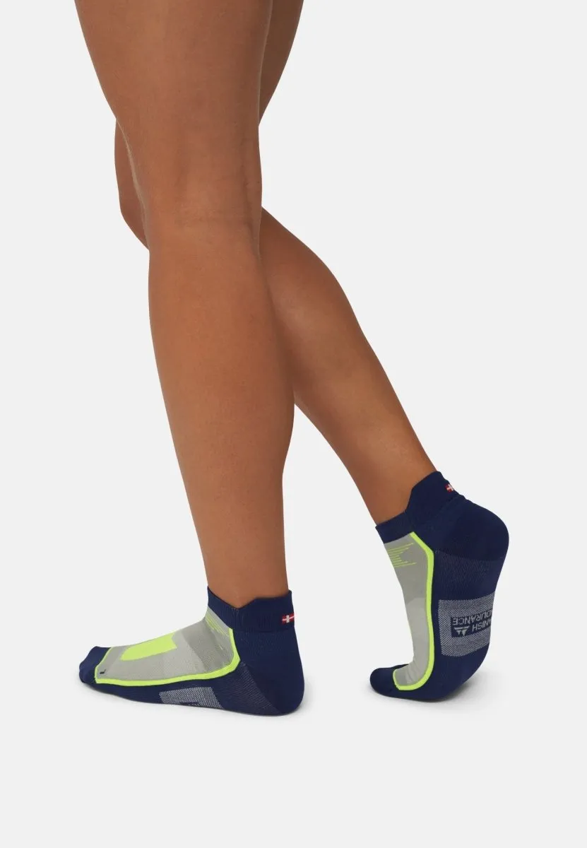 LOW-CUT RUNNING SOCKS