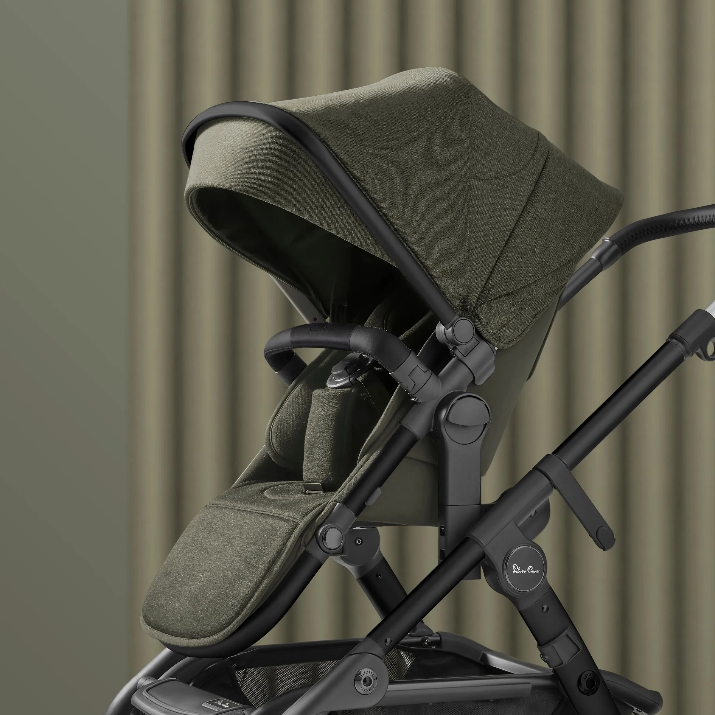 Silver Cross Wave Stroller   Nuna Pipa RX Travel System