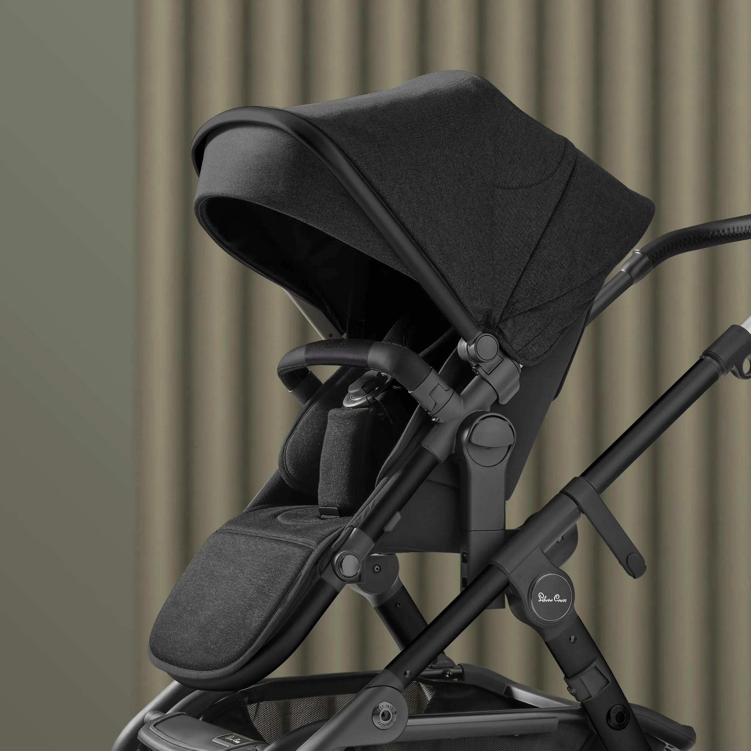 Silver Cross Wave Stroller   Nuna Pipa RX Travel System