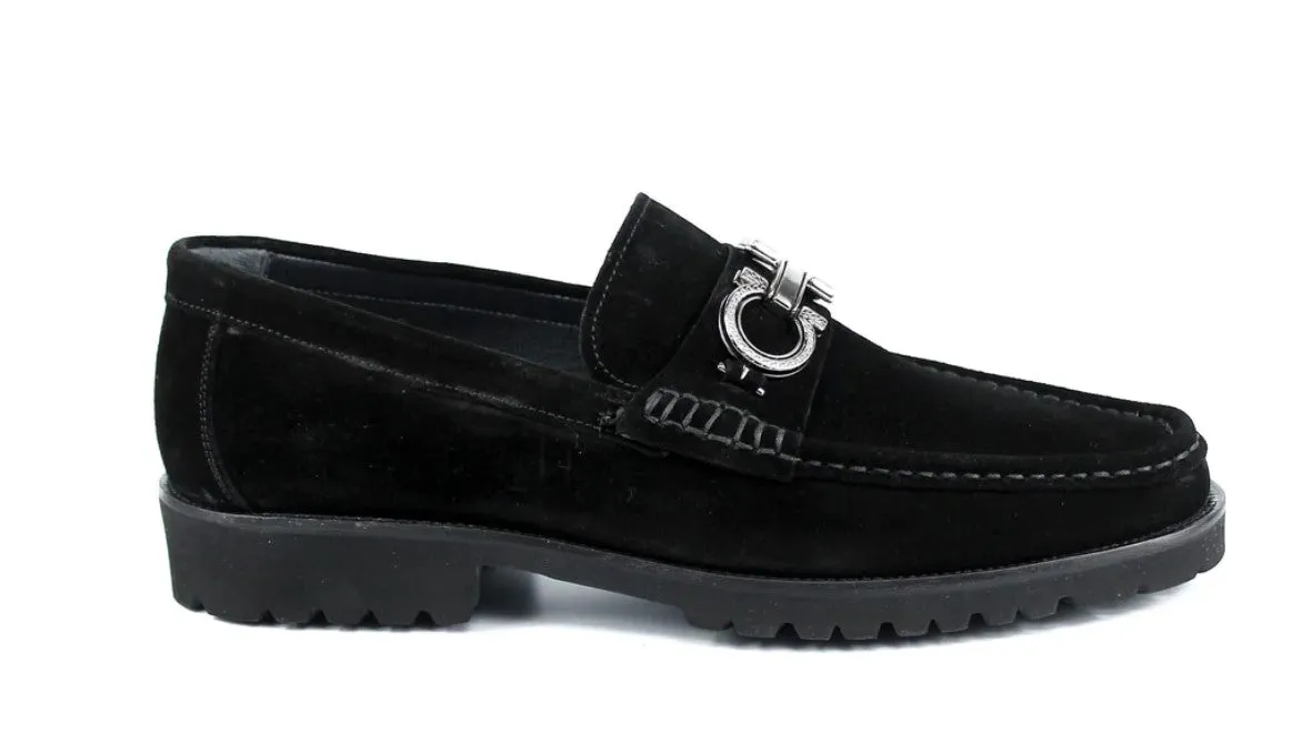 Style: Newport-P041-Black Suede